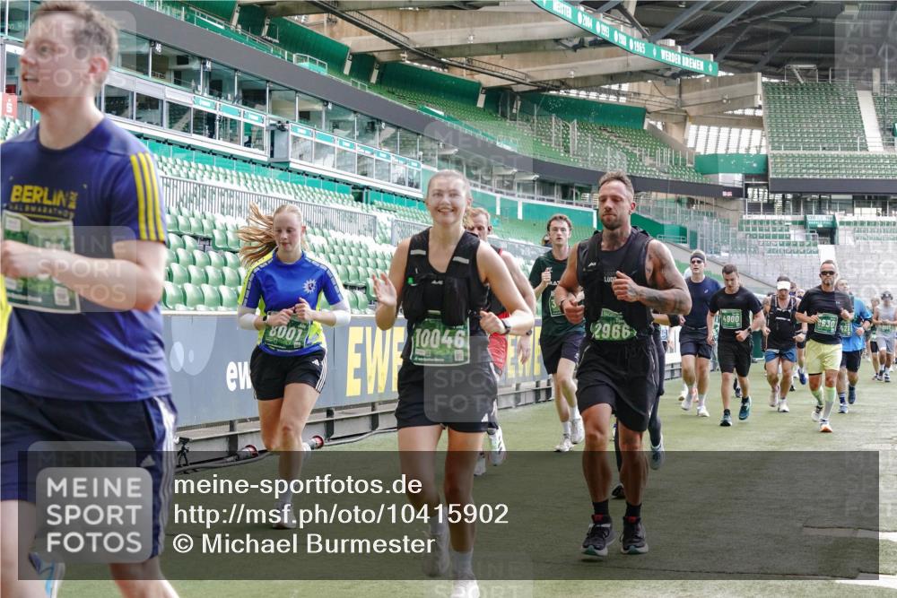 13.09.2026 - 21. swb-Marathon Bremen Michael Burmester http://msf.ph/oto/10415902 13.09.2026 13:19:30 Laufen im Stadion 333, 464, 486, 512, 546, 753, 921, 938, 1066, 1129, 1156, 1409, 1431, 1506, 1756, 1765, 1815, 1868, 1916, 2028, 2123, 2137, 2224, 2240, 2294, 2315, 2357, 2453, 2533, 2557, 2563, 2614, 2622, 2626, 2689, 2694, 2695, 2702, 2703, 2722, 2756, 2786, 2843, 2845, 2849, 2857, 2879, 2880, 2944, 2983, 2999, 3031, 3046, 3059, 3072, 3096, 3100, 3116, 3189, 3198, 3243, 3263, 3264, 3285, 3287, 3310, 3315, 3476, 3537, 3619, 3740, 3879, 4478 meine-sportfotos.de