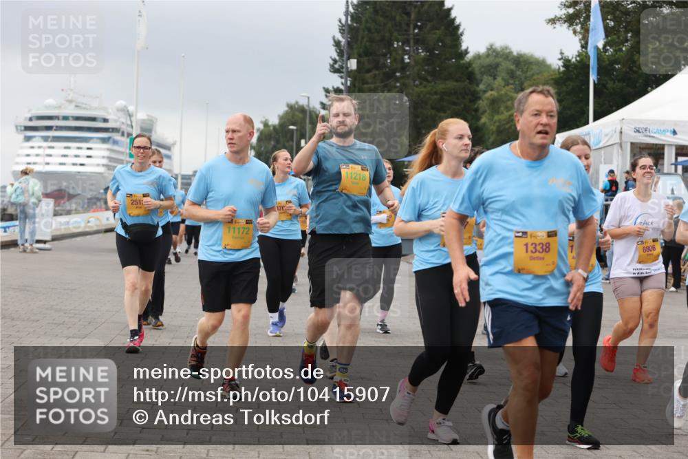 13.09.2026 - Kiel Lauf Andreas Tolksdorf http://msf.ph/oto/10415907 13.09.2026 10:06:54 Kiellinie 251, 39, 11172, 11218, 1735, 1338, 6806, 010 meine-sportfotos.de