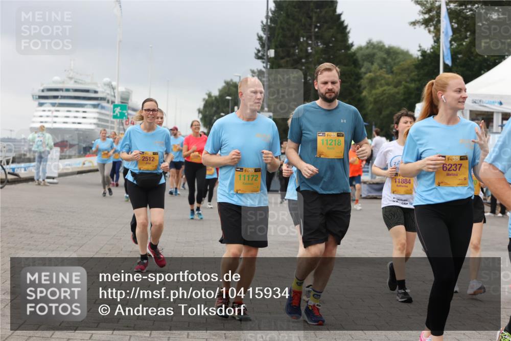 13.09.2026 - Kiel Lauf Andreas Tolksdorf http://msf.ph/oto/10415934 13.09.2026 10:06:55 Kiellinie 2512, 38, 11172, 11218, 11884, 6237, 20 meine-sportfotos.de