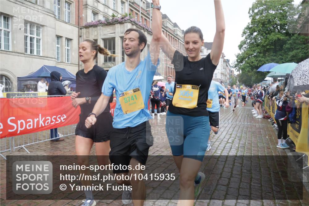 13.09.2026 - Kiel Lauf Yannick Fuchs http://msf.ph/oto/10415935 13.09.2026 10:47:55 Ziel 596, 696, 708, 995, 1059, 1586, 2625, 3682, 3715, 4425, 4713, 5240, 5747, 6507, 6778, 6967, 7001, 7104, 8387, 9076, 9915, 10634, 11603, 11829, 12510, 12758, 335, 365, 917, 1280, 1944, 2183, 3064, 3136, 3306, 3512, 3565, 3745, 4070, 4077, 4096, 4149, 4150, 4187, 4425, 4450, 4531, 4583, 5239, 5505, 5573, 5787, 5980, 6005, 6036, 6235, 6384, 6792, 6904, 6940, 6946, 6949, 6978, 6981, 7288, 7632, 8058, 9104, 10651, 11705, 11724, 12593, 960, 1644, 2097, 2253, 2183 meine-sportfotos.de