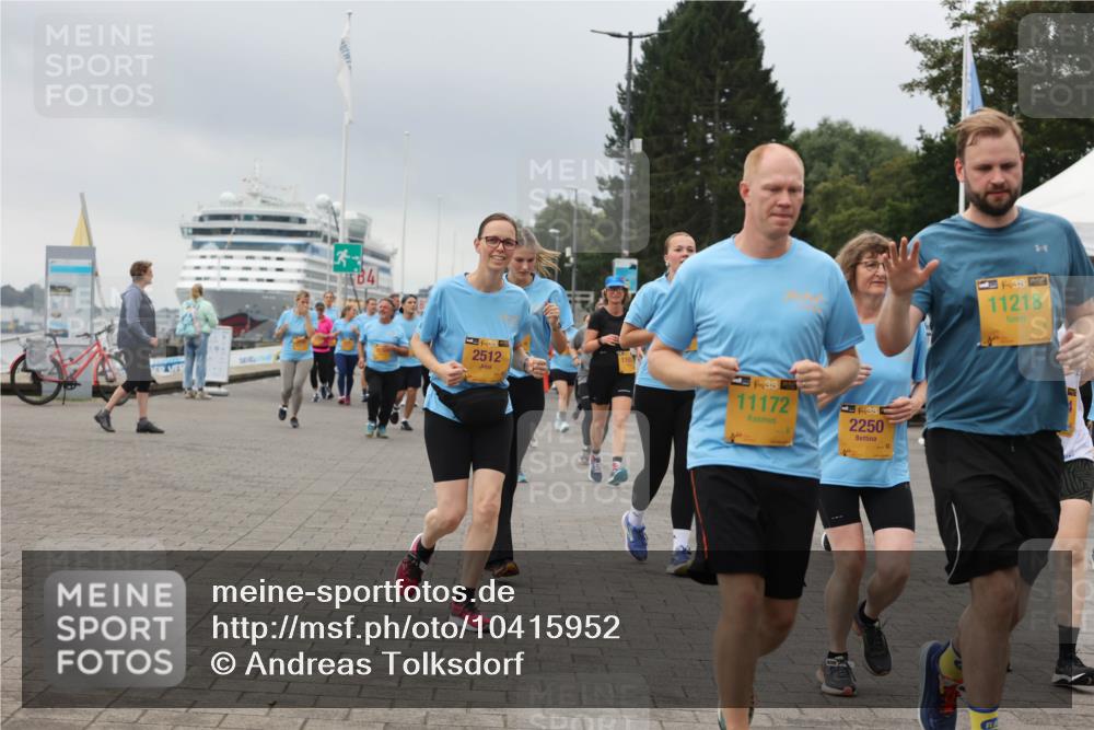 13.09.2026 - Kiel Lauf Andreas Tolksdorf http://msf.ph/oto/10415952 13.09.2026 10:06:56 Kiellinie 13, 4, 2512, 116, 39, 11172, 38, 2250, 38, 11218 meine-sportfotos.de