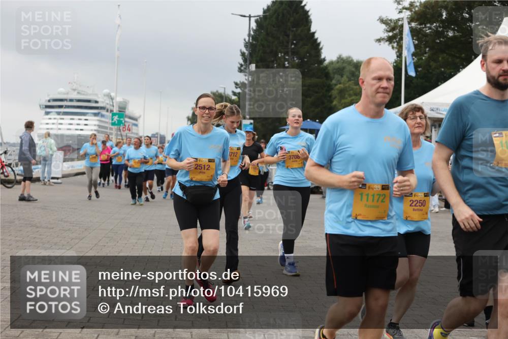 13.09.2026 - Kiel Lauf Andreas Tolksdorf http://msf.ph/oto/10415969 13.09.2026 10:06:56 Kiellinie 13, 84, 38, 2512, 712, 11674, 3708, 38, 11172, 141381, 2250 meine-sportfotos.de
