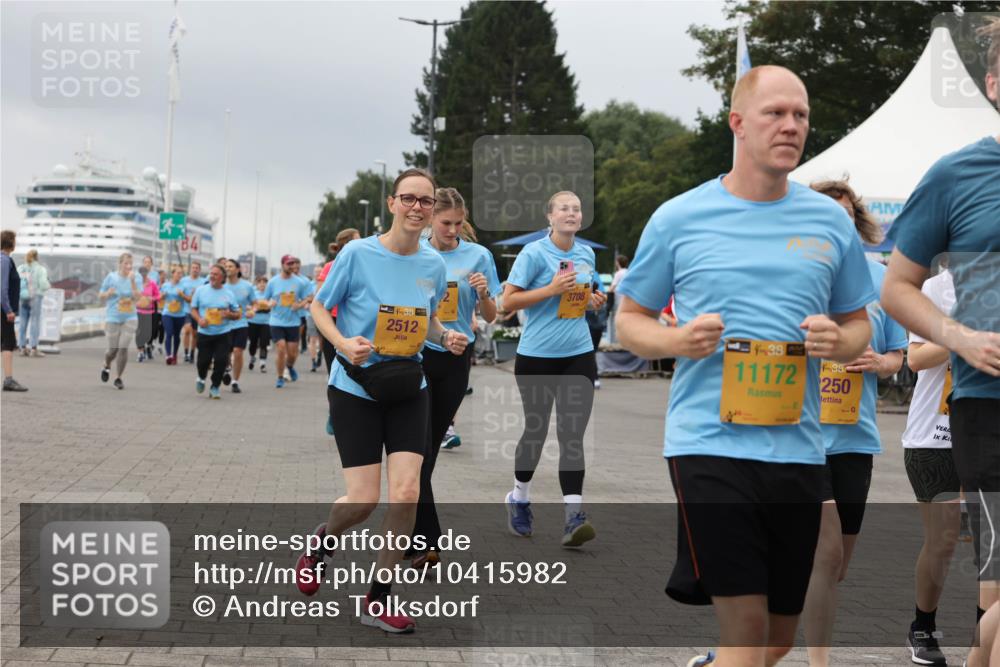 13.09.2026 - Kiel Lauf Andreas Tolksdorf http://msf.ph/oto/10415982 13.09.2026 10:06:56 Kiellinie 84, 38, 2512, 3708, 4, 38, 11172, 38, 250 meine-sportfotos.de