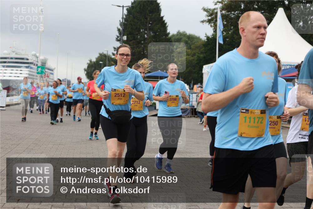 13.09.2026 - Kiel Lauf Andreas Tolksdorf http://msf.ph/oto/10415989 13.09.2026 10:06:57 Kiellinie 84, 38, 2512, 2712, 3708, 39, 4, 38, 11172, 250, 11 meine-sportfotos.de