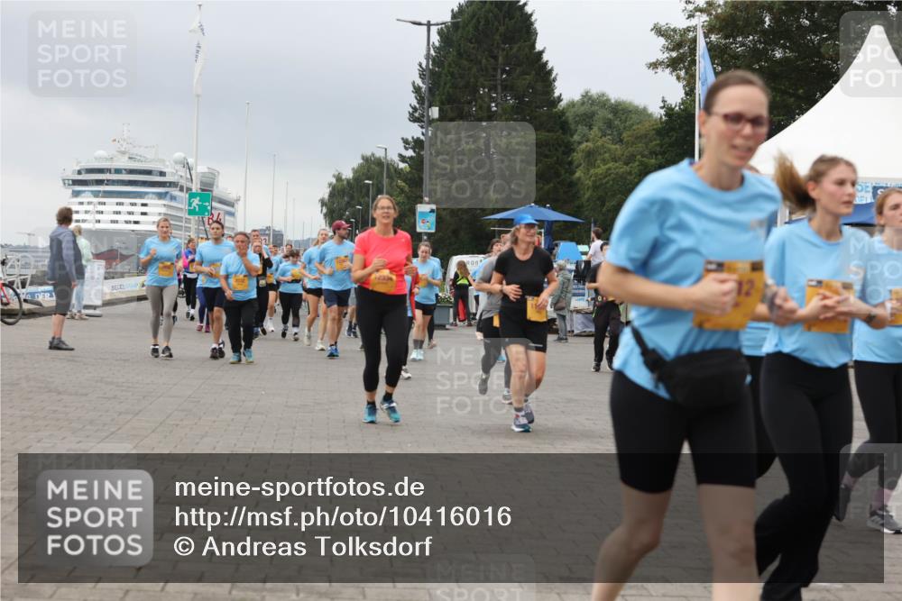 13.09.2026 - Kiel Lauf Andreas Tolksdorf http://msf.ph/oto/10416016 13.09.2026 10:06:58 Kiellinie 1233 meine-sportfotos.de