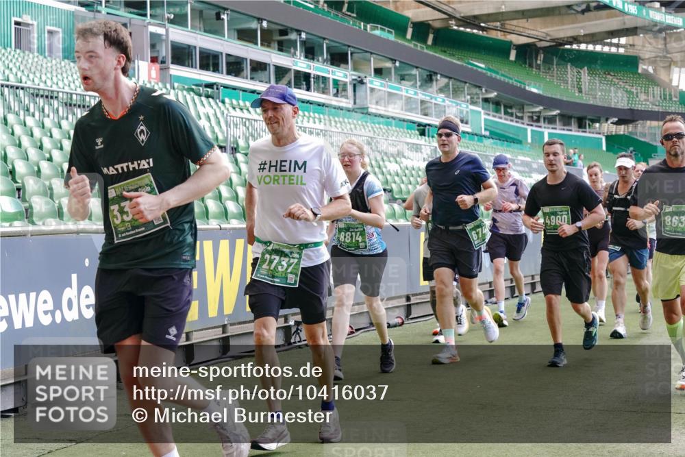 13.09.2026 - 21. swb-Marathon Bremen Michael Burmester http://msf.ph/oto/10416037 13.09.2026 13:19:34 Laufen im Stadion 333, 464, 486, 512, 546, 921, 938, 1066, 1129, 1156, 1409, 1431, 1446, 1506, 1756, 1765, 1815, 1916, 2028, 2123, 2137, 2224, 2240, 2294, 2315, 2349, 2453, 2533, 2557, 2563, 2614, 2622, 2626, 2689, 2694, 2695, 2702, 2703, 2722, 2756, 2786, 2843, 2845, 2849, 2857, 2879, 2944, 2983, 2999, 3031, 3046, 3059, 3072, 3096, 3100, 3116, 3189, 3198, 3243, 3263, 3264, 3285, 3287, 3310, 3315, 3619, 3740, 3879, 4478 meine-sportfotos.de