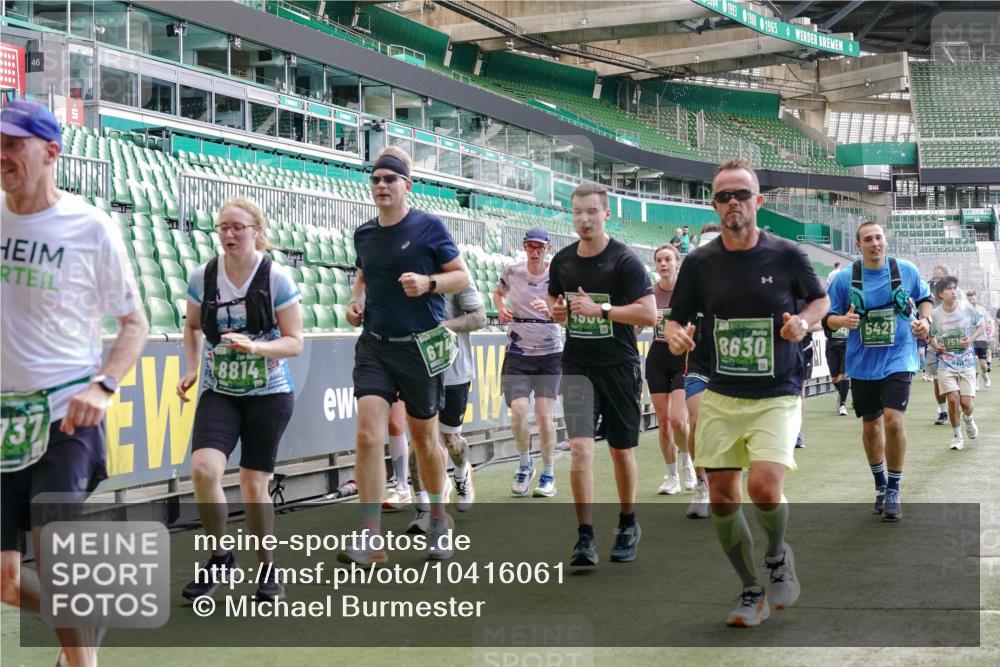 13.09.2026 - 21. swb-Marathon Bremen Michael Burmester http://msf.ph/oto/10416061 13.09.2026 13:19:35 Laufen im Stadion 333, 464, 486, 512, 546, 921, 938, 1066, 1129, 1156, 1409, 1431, 1446, 1506, 1756, 1765, 1815, 1916, 2028, 2123, 2137, 2224, 2240, 2294, 2315, 2349, 2453, 2533, 2557, 2563, 2614, 2622, 2626, 2689, 2694, 2695, 2702, 2703, 2722, 2756, 2786, 2843, 2845, 2849, 2857, 2879, 2944, 2983, 2999, 3031, 3046, 3059, 3072, 3096, 3100, 3116, 3189, 3198, 3243, 3263, 3264, 3285, 3287, 3310, 3315, 3619, 3740, 3879, 4478 meine-sportfotos.de