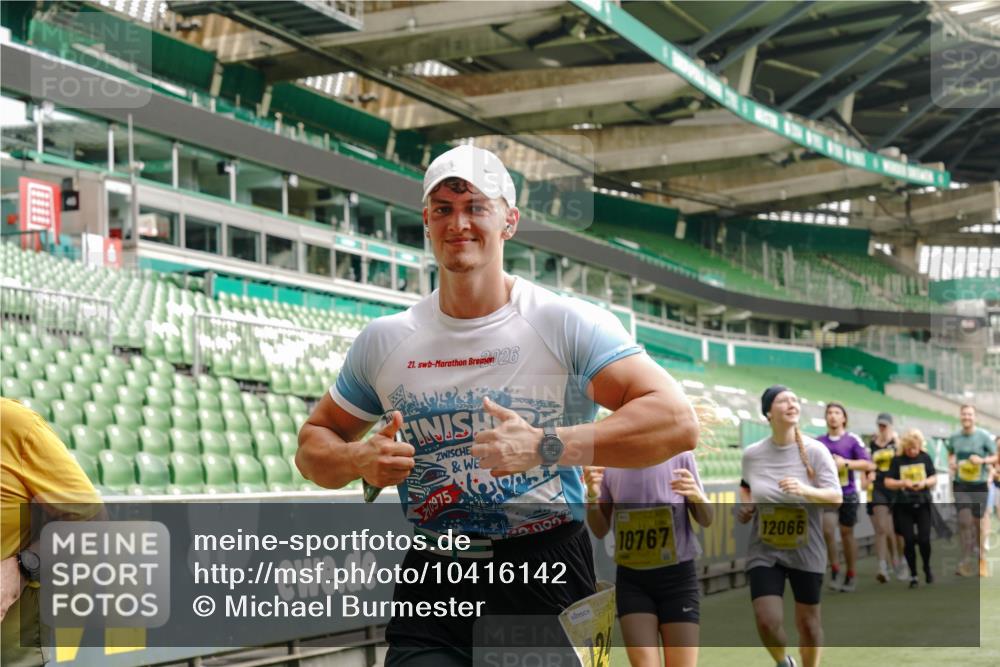 13.09.2026 - 21. swb-Marathon Bremen Michael Burmester http://msf.ph/oto/10416142 13.09.2026 10:42:02 Laufen im Stadion 10148, 10155, 10163, 10247, 10303, 10313, 10330, 10354, 10395, 10396, 10399, 10414, 10419, 10422, 10461, 10462, 10483, 10490, 10491, 10519, 10527, 10545, 10546, 10547, 10557, 10586, 10611, 10644, 10665, 10694, 10705, 10706, 10719, 10722, 10752, 10766, 10768, 10773, 10776, 10784, 10804, 10805, 10854, 10859, 10880, 10889, 10909, 10963, 10977, 11026, 11027, 11041, 11043, 11048, 11078, 11084, 11085, 11090, 11097, 11098, 11140, 11192 meine-sportfotos.de
