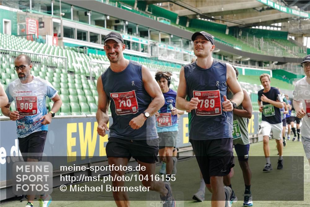13.09.2026 - 21. swb-Marathon Bremen Michael Burmester http://msf.ph/oto/10416155 13.09.2026 12:58:16 Laufen im Stadion 141, 148, 226, 334, 511, 672, 769, 776, 789, 790, 857, 909, 972, 1010, 1119, 1191, 1199, 1254, 1281, 1535, 1642, 1647, 1752, 1809, 1881, 1900, 1931, 1933, 2046, 2051, 2075, 2324, 2343, 2367, 2371, 2397, 2402, 2423, 2425, 2493, 2577, 2640, 2771, 2807, 2885, 2903, 2904, 2979, 3021, 3051, 3078, 3098, 3120, 3138, 3148, 3182, 3186, 3233, 3319, 3338, 3435, 3450, 3458, 3514, 3534, 3560, 3634, 3655, 3685, 3690, 3695, 3760, 3866, 3933, 3934, 3939, 4101, 4316, 4319, 205 meine-sportfotos.de