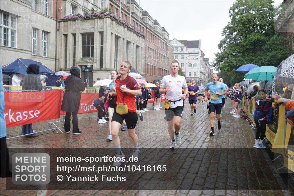 13.09.2026 - Kiel Lauf Yannick Fuchs http://msf.ph/oto/10416165 13.09.2026 10:48:09 Ziel 596, 960, 995, 1273, 1586, 1595, 1644, 2097, 2253, 2625, 2712, 3012, 3014, 3738, 4553, 4720, 4896, 5447, 6000, 6418, 6760, 7104, 7212, 7326, 7668, 8737, 9972, 10234, 10265, 10634, 10672, 10933, 11098, 11104, 11596, 11718, 335, 696, 708, 995, 1059, 1944, 2625, 3682, 3715, 4077, 4096, 4425, 4583, 4713, 5240, 5747, 5787, 6036, 6384, 6507, 6778, 6904, 6946, 6949, 6967, 6978, 7001, 7104, 8387, 9076, 9104, 9915, 10634, 10651, 11705, 11724, 12593, 199, 473, 854, 1161, 1322, 1564 meine-sportfotos.de