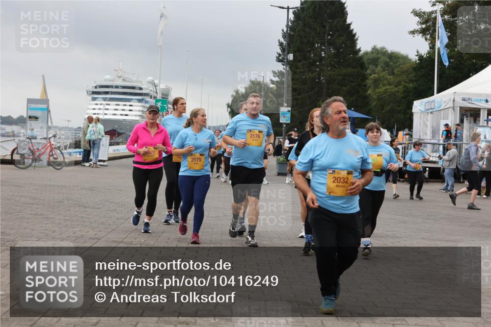 13.09.2026 - Kiel Lauf Andreas Tolksdorf http://msf.ph/oto/10416249 13.09.2026 10:07:07 Kiellinie 677, 2175, 2176, 2032 meine-sportfotos.de