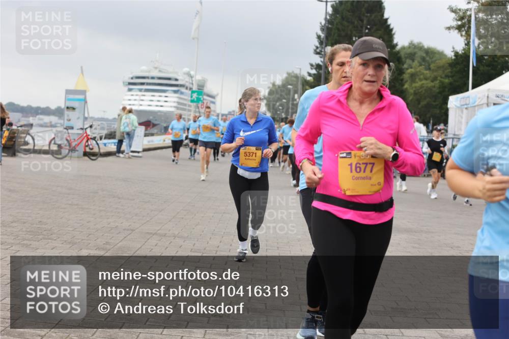 13.09.2026 - Kiel Lauf Andreas Tolksdorf http://msf.ph/oto/10416313 13.09.2026 10:07:11 Kiellinie 39, 5371, 4, 35, 1677 meine-sportfotos.de