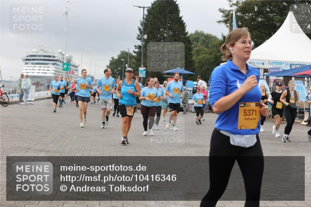13.09.2026 - Kiel Lauf Andreas Tolksdorf http://msf.ph/oto/10416346 13.09.2026 10:07:14 Kiellinie 84, 2724, 204, 8171, 12234, 5371 meine-sportfotos.de