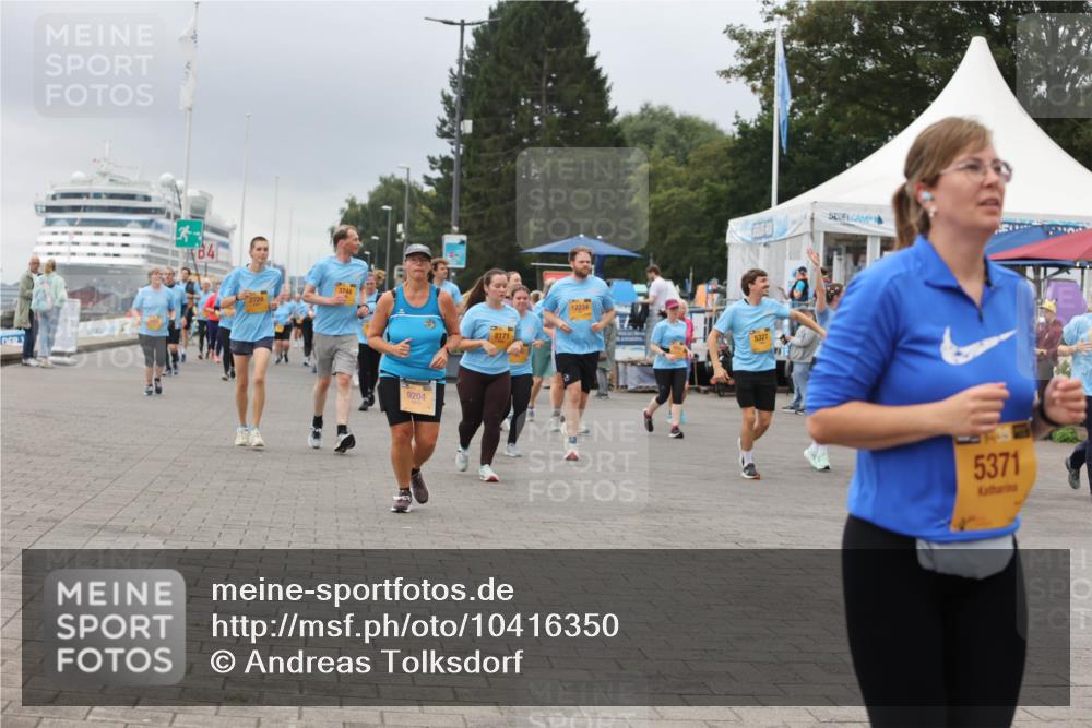 13.09.2026 - Kiel Lauf Andreas Tolksdorf http://msf.ph/oto/10416350 13.09.2026 10:07:14 Kiellinie 84, 3744, 2724, 9204, 8171, 12234, 5327, 5371 meine-sportfotos.de