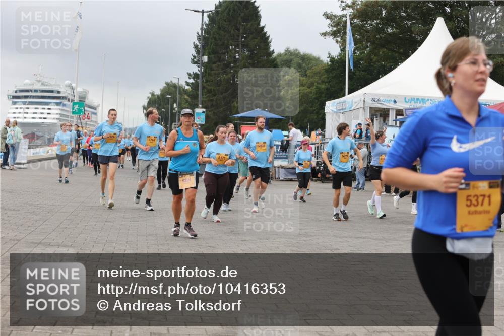 13.09.2026 - Kiel Lauf Andreas Tolksdorf http://msf.ph/oto/10416353 13.09.2026 10:07:14 Kiellinie 4, 3744, 9204, 8171, 12234, 5327, 118, 5371 meine-sportfotos.de