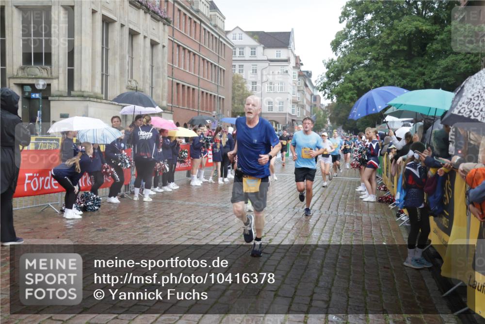 13.09.2026 - Kiel Lauf Yannick Fuchs http://msf.ph/oto/10416378 13.09.2026 10:48:19 Ziel 199, 960, 1564, 1644, 1818, 2001, 2097, 2253, 3402, 3738, 4511, 4553, 4736, 5116, 5447, 5546, 6000, 6760, 6935, 7326, 8083, 8553, 9561, 9972, 10234, 10265, 10672, 10820, 11005, 11104, 11349, 11383, 12263, 596, 696, 708, 960, 995, 1059, 1273, 1586, 1595, 2625, 2712, 3012, 3014, 3682, 3715, 4425, 4583, 4713, 4720, 4896, 5240, 5747, 6418, 6507, 6778, 6904, 6967, 7001, 7104, 7212, 7668, 8387, 8737, 9076, 9915, 10634, 11705, 473, 854, 1161, 1322 meine-sportfotos.de