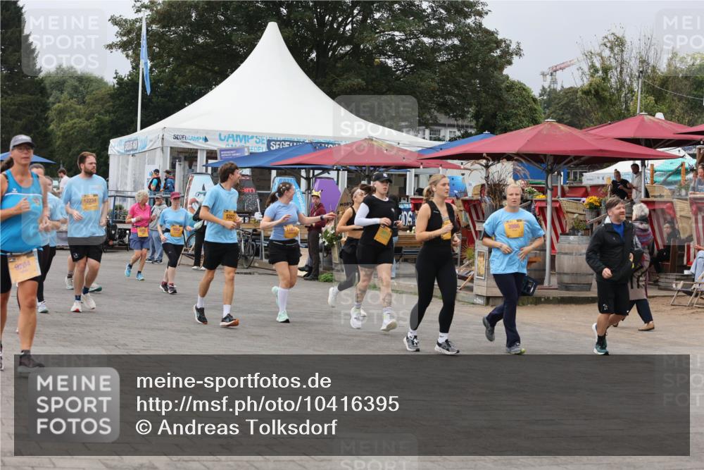 13.09.2026 - Kiel Lauf Andreas Tolksdorf http://msf.ph/oto/10416395 13.09.2026 10:07:16 Kiellinie 9204, 12234, 6, 5327, 3986 meine-sportfotos.de