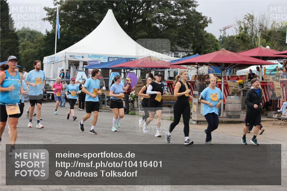 13.09.2026 - Kiel Lauf Andreas Tolksdorf http://msf.ph/oto/10416401 13.09.2026 10:07:16 Kiellinie 9204, 12234, 5327, 3986, 24 meine-sportfotos.de