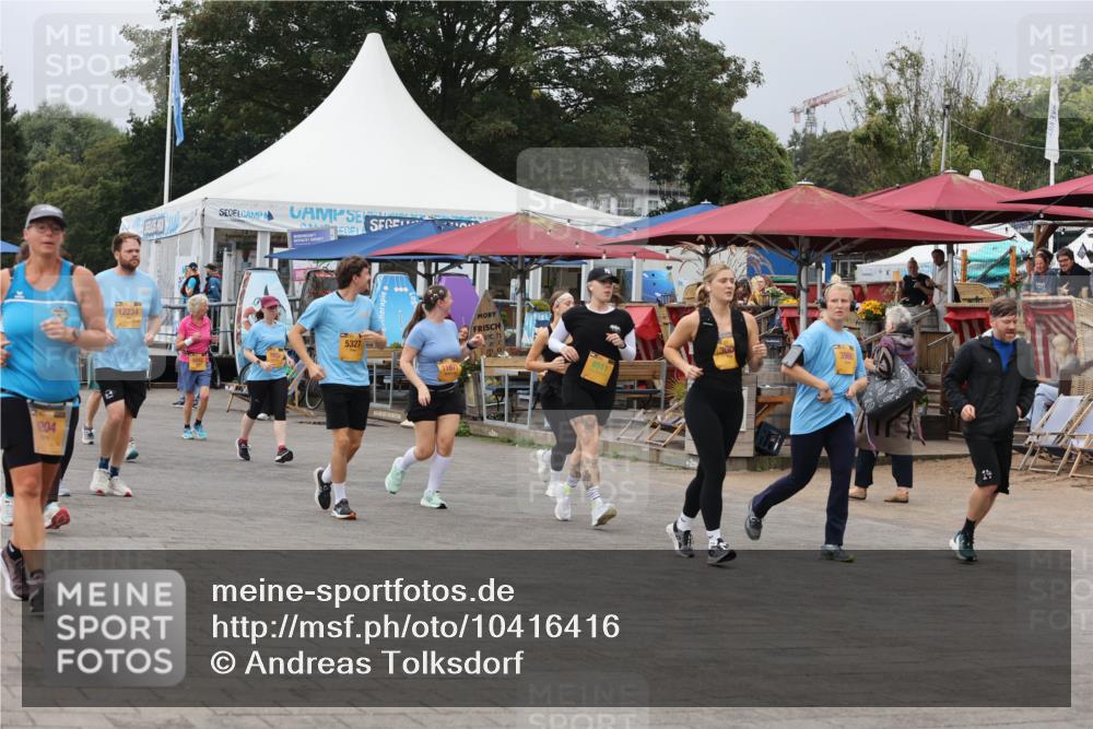 13.09.2026 - Kiel Lauf Andreas Tolksdorf http://msf.ph/oto/10416416 13.09.2026 10:07:16 Kiellinie 204, 12234, 5327, 1187, 300, 14 meine-sportfotos.de