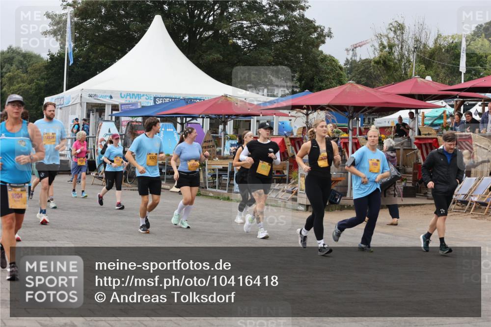 13.09.2026 - Kiel Lauf Andreas Tolksdorf http://msf.ph/oto/10416418 13.09.2026 10:07:16 Kiellinie 9204, 12234, 5327, 11871, 300 meine-sportfotos.de
