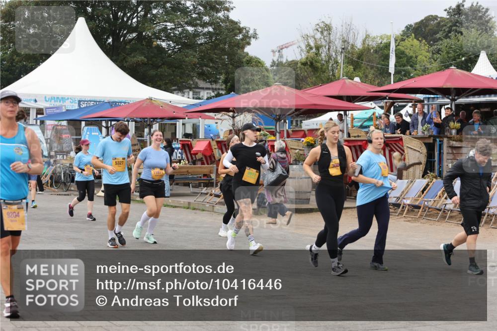 13.09.2026 - Kiel Lauf Andreas Tolksdorf http://msf.ph/oto/10416446 13.09.2026 10:07:17 Kiellinie 9204, 5327, 11871, 891, 300 meine-sportfotos.de