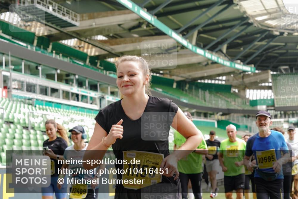 13.09.2026 - 21. swb-Marathon Bremen Michael Burmester http://msf.ph/oto/10416451 13.09.2026 10:42:12 Laufen im Stadion 10148, 10155, 10163, 10247, 10303, 10313, 10330, 10354, 10361, 10362, 10395, 10396, 10399, 10414, 10419, 10422, 10461, 10462, 10483, 10490, 10491, 10519, 10527, 10545, 10546, 10547, 10557, 10572, 10586, 10611, 10644, 10665, 10694, 10705, 10706, 10719, 10722, 10752, 10766, 10768, 10773, 10776, 10784, 10804, 10805, 10854, 10859, 10880, 10889, 10909, 10963, 10977, 11026, 11027, 11041, 11043, 11048, 11078, 11084, 11085, 11090, 11097, 11098, 11140, 11173, 11192 meine-sportfotos.de