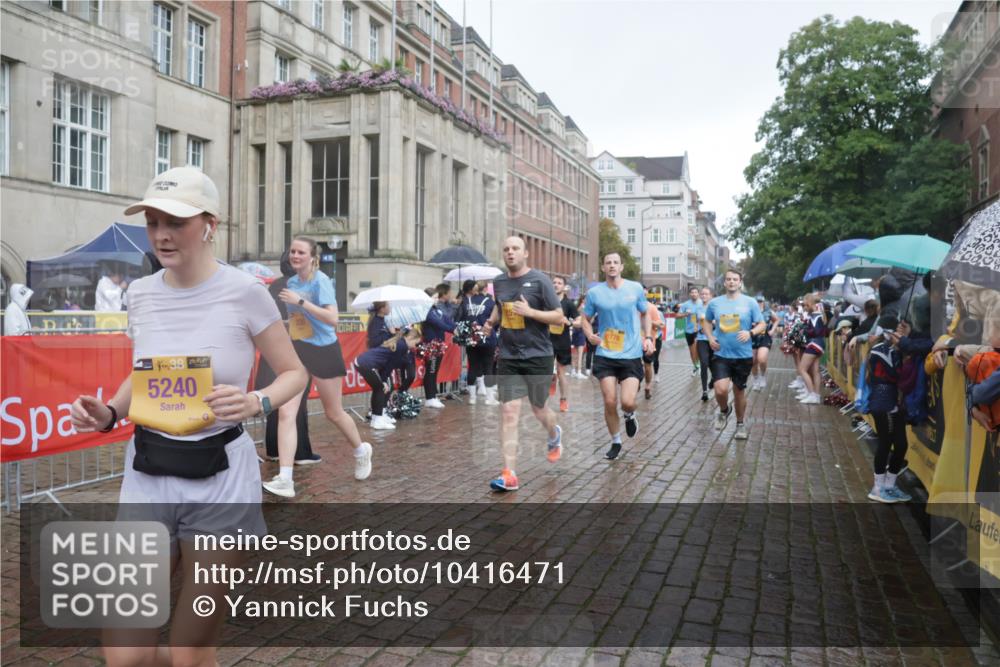 13.09.2026 - Kiel Lauf Yannick Fuchs http://msf.ph/oto/10416471 13.09.2026 10:48:23 Ziel 199, 473, 854, 1161, 1322, 1564, 1763, 1818, 2001, 2042, 2097, 2253, 2649, 3272, 3402, 3738, 4511, 4736, 5116, 5447, 5546, 6000, 6629, 6935, 7326, 8083, 8349, 8553, 9561, 9972, 10265, 10820, 10979, 11005, 11104, 11304, 11349, 11383, 12263, 596, 696, 708, 960, 995, 1059, 1273, 1586, 1595, 1644, 2097, 2625, 2712, 3012, 3014, 3682, 3715, 3738, 4553, 4713, 4720, 4896, 5240, 5747, 6000, 6418, 6507, 6760, 6778, 6967, 7104, 7212, 7326, 7668, 8737, 9076, 9915, 10234, 10634, 10672 meine-sportfotos.de