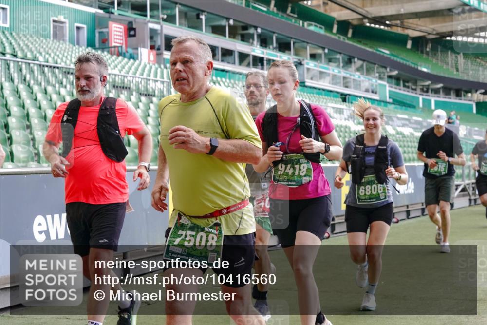 13.09.2026 - 21. swb-Marathon Bremen Michael Burmester http://msf.ph/oto/10416560 13.09.2026 13:19:50 Laufen im Stadion 333, 464, 486, 512, 704, 921, 938, 1066, 1129, 1156, 1409, 1431, 1446, 1506, 1697, 1756, 1765, 1815, 1916, 2010, 2028, 2064, 2137, 2224, 2240, 2294, 2315, 2349, 2417, 2453, 2501, 2533, 2557, 2563, 2622, 2626, 2689, 2694, 2695, 2702, 2703, 2722, 2756, 2786, 2843, 2845, 2879, 2944, 2983, 3017, 3018, 3031, 3035, 3036, 3037, 3046, 3059, 3072, 3096, 3116, 3139, 3189, 3198, 3243, 3263, 3264, 3285, 3287, 3310, 3315, 3619, 3879, 4478 meine-sportfotos.de