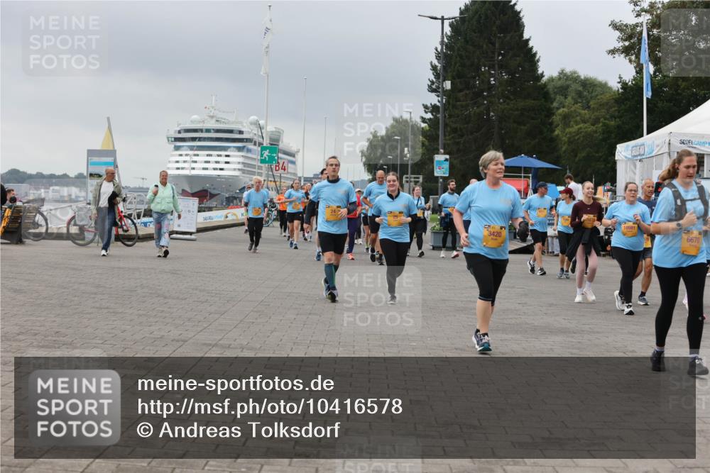13.09.2026 - Kiel Lauf Andreas Tolksdorf http://msf.ph/oto/10416578 13.09.2026 10:07:22 Kiellinie 3420, 10581, 6670 meine-sportfotos.de