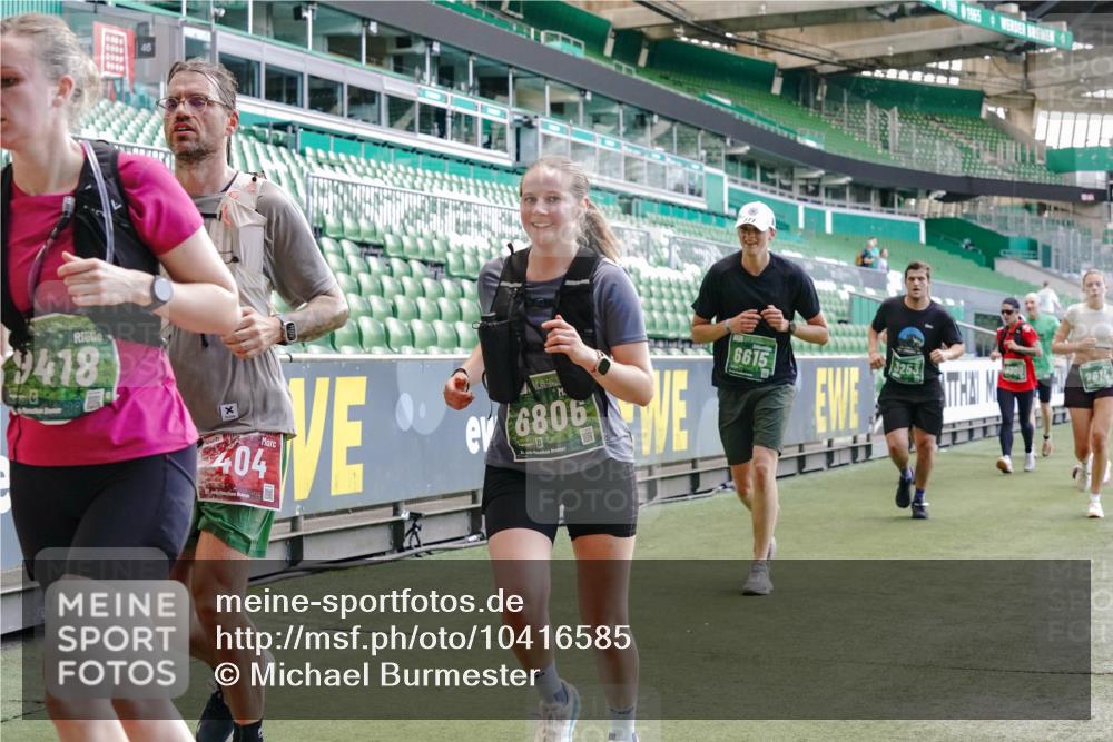 13.09.2026 - 21. swb-Marathon Bremen Michael Burmester http://msf.ph/oto/10416585 13.09.2026 13:19:50 Laufen im Stadion 333, 464, 486, 512, 704, 921, 938, 1066, 1129, 1156, 1409, 1431, 1446, 1506, 1697, 1756, 1765, 1815, 1916, 2010, 2028, 2064, 2137, 2224, 2240, 2294, 2315, 2349, 2417, 2453, 2501, 2533, 2557, 2563, 2622, 2626, 2689, 2694, 2695, 2702, 2703, 2722, 2756, 2786, 2843, 2845, 2879, 2944, 2983, 3017, 3018, 3031, 3035, 3036, 3037, 3046, 3059, 3072, 3096, 3116, 3139, 3189, 3198, 3243, 3263, 3264, 3285, 3287, 3310, 3315, 3619, 3879, 4478 meine-sportfotos.de