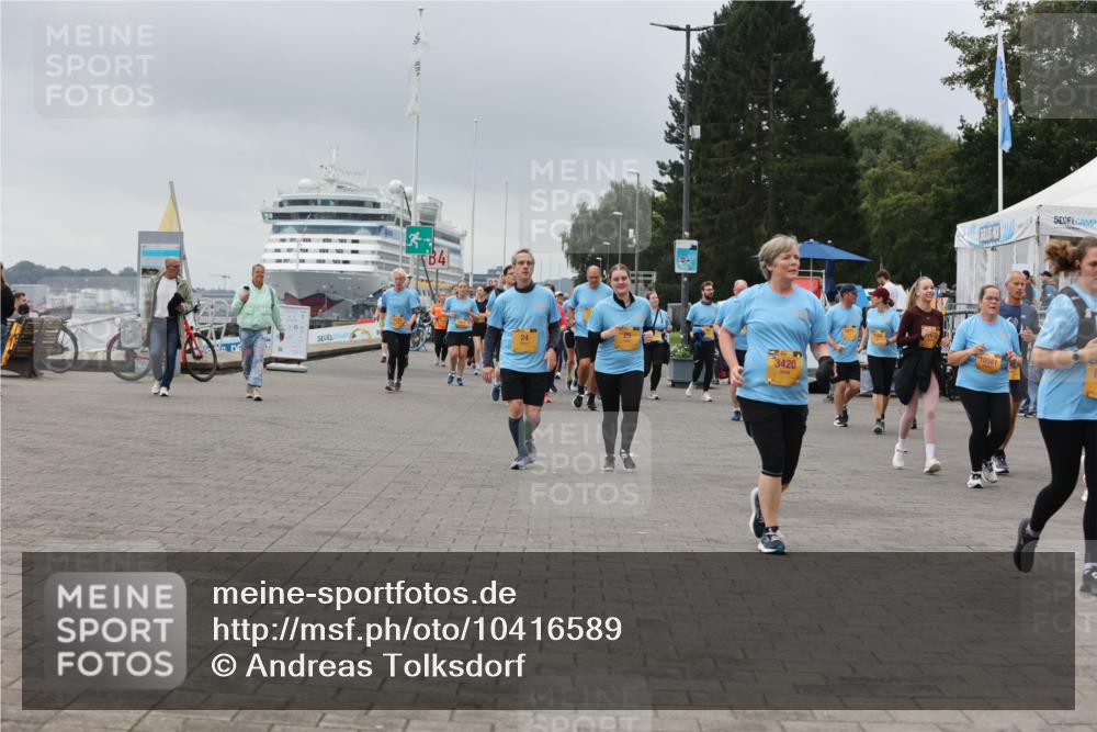13.09.2026 - Kiel Lauf Andreas Tolksdorf http://msf.ph/oto/10416589 13.09.2026 10:07:22 Kiellinie 3420, 10581 meine-sportfotos.de