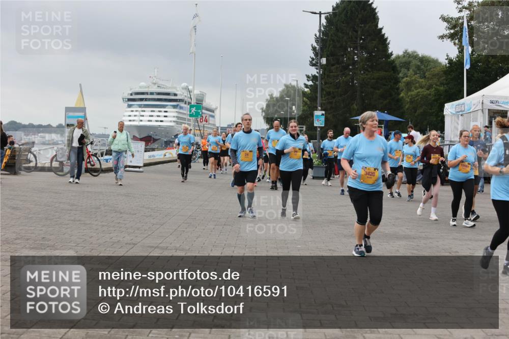 13.09.2026 - Kiel Lauf Andreas Tolksdorf http://msf.ph/oto/10416591 13.09.2026 10:07:22 Kiellinie 3420, 1167, 10581 meine-sportfotos.de