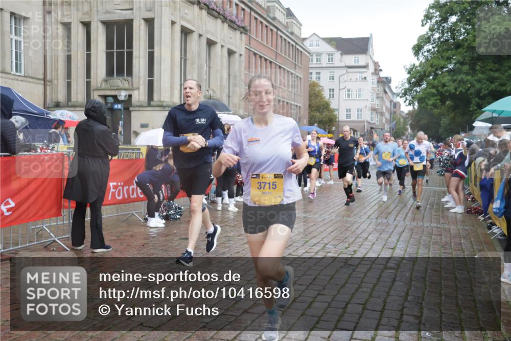 13.09.2026 - Kiel Lauf Yannick Fuchs http://msf.ph/oto/10416598 13.09.2026 10:48:29 Ziel 199, 473, 854, 1161, 1322, 1564, 1763, 1818, 2011, 2042, 2649, 2956, 3031, 3272, 3402, 3773, 4511, 4753, 5116, 5546, 5655, 6629, 6935, 7313, 7435, 7724, 8083, 8349, 9561, 10820, 10979, 11304, 199, 596, 960, 995, 1273, 1586, 1595, 1644, 2001, 2097, 2253, 2625, 2712, 3012, 3014, 3715, 3738, 4553, 4720, 4736, 4896, 5116, 5447, 6000, 6418, 6507, 6760, 7104, 7212, 7326, 7668, 8553, 8737, 9915, 9972, 10234, 10265, 10634, 10672, 11005, 11349, 11383, 727 meine-sportfotos.de