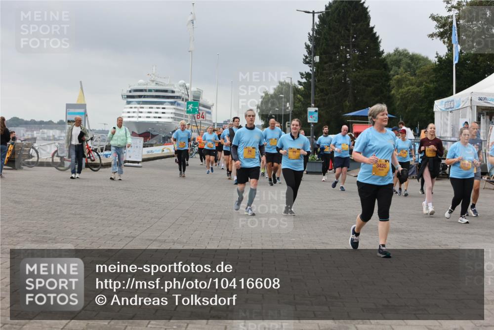 13.09.2026 - Kiel Lauf Andreas Tolksdorf http://msf.ph/oto/10416608 13.09.2026 10:07:22 Kiellinie 3420, 1167, 10581 meine-sportfotos.de
