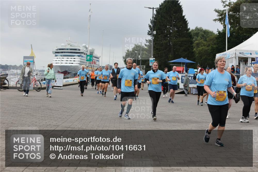 13.09.2026 - Kiel Lauf Andreas Tolksdorf http://msf.ph/oto/10416631 13.09.2026 10:07:23 Kiellinie 4, 24, 3420, 10581 meine-sportfotos.de
