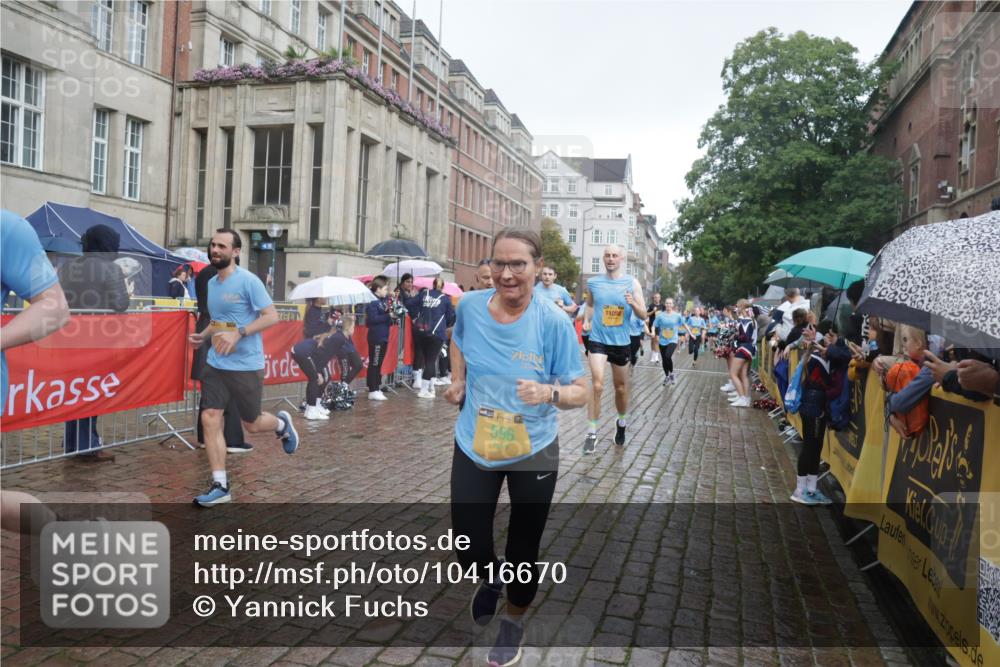 13.09.2026 - Kiel Lauf Yannick Fuchs http://msf.ph/oto/10416670 13.09.2026 10:48:34 Ziel 147, 170, 376, 418, 472, 473, 854, 1161, 1322, 1763, 1818, 2011, 2042, 2649, 2956, 3031, 3272, 3402, 3613, 3773, 3845, 4510, 4753, 5655, 6629, 7313, 7435, 7724, 8305, 8349, 8706, 10979, 11304, 12689, 199, 596, 960, 995, 1273, 1564, 1586, 1595, 1644, 1818, 2001, 2097, 2253, 2625, 2712, 3012, 3014, 3402, 3738, 4511, 4553, 4720, 4736, 4896, 5116, 5447, 5546, 6000, 6418, 6760, 7104, 7212, 7326, 7668, 8553, 8737, 9972, 10234, 10265, 10634, 10672, 11005, 11349, 11383, 439, 727 meine-sportfotos.de