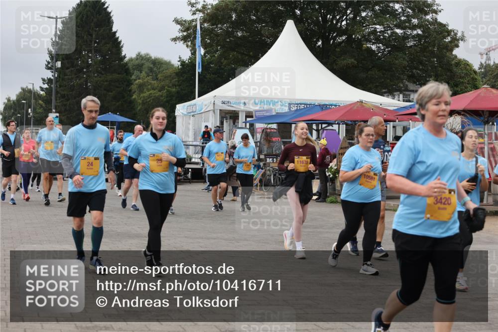 13.09.2026 - Kiel Lauf Andreas Tolksdorf http://msf.ph/oto/10416711 13.09.2026 10:07:25 Kiellinie 25, 24, 17, 11678, 10581, 3420 meine-sportfotos.de