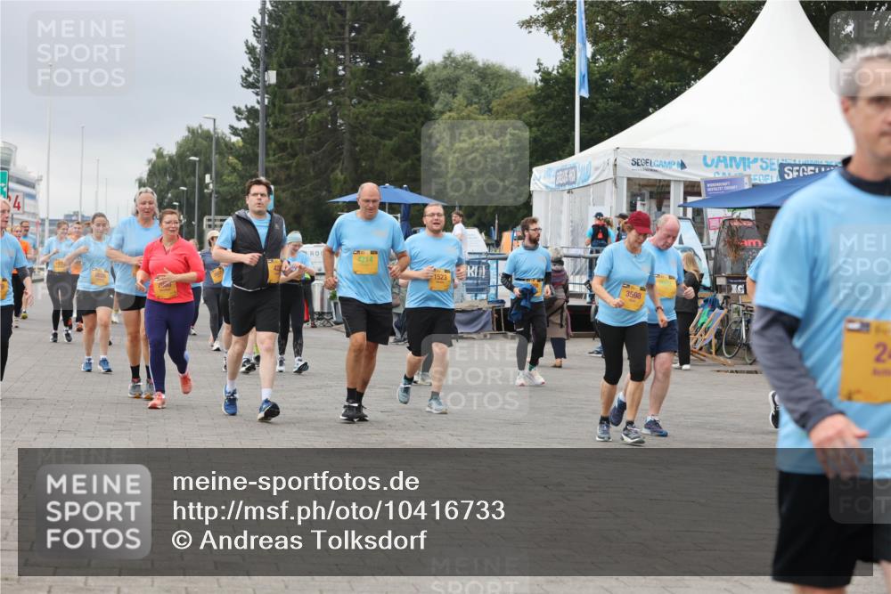 13.09.2026 - Kiel Lauf Andreas Tolksdorf http://msf.ph/oto/10416733 13.09.2026 10:07:28 Kiellinie 4214, 1523, 3598, 2, 24 meine-sportfotos.de