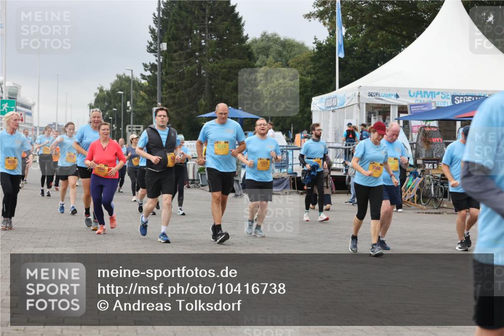 13.09.2026 - Kiel Lauf Andreas Tolksdorf http://msf.ph/oto/10416738 13.09.2026 10:07:28 Kiellinie 7930, 9570, 1523, 3598, 002 meine-sportfotos.de