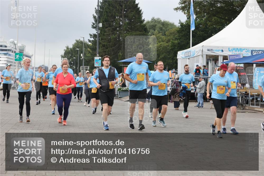 13.09.2026 - Kiel Lauf Andreas Tolksdorf http://msf.ph/oto/10416756 13.09.2026 10:07:28 Kiellinie 1170, 79, 8014, 4214, 1523, 3598, 002, 60 meine-sportfotos.de