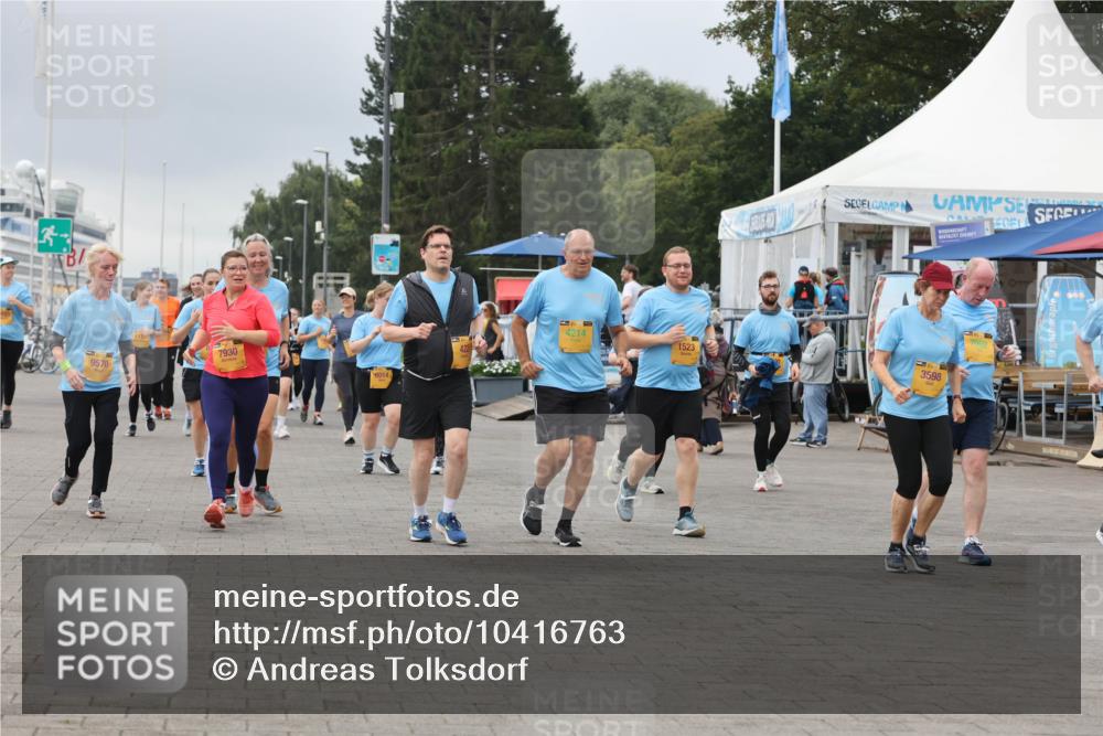 13.09.2026 - Kiel Lauf Andreas Tolksdorf http://msf.ph/oto/10416763 13.09.2026 10:07:28 Kiellinie 13, 9570, 7930, 8014, 4214, 1523, 3598, 7002, 960 meine-sportfotos.de
