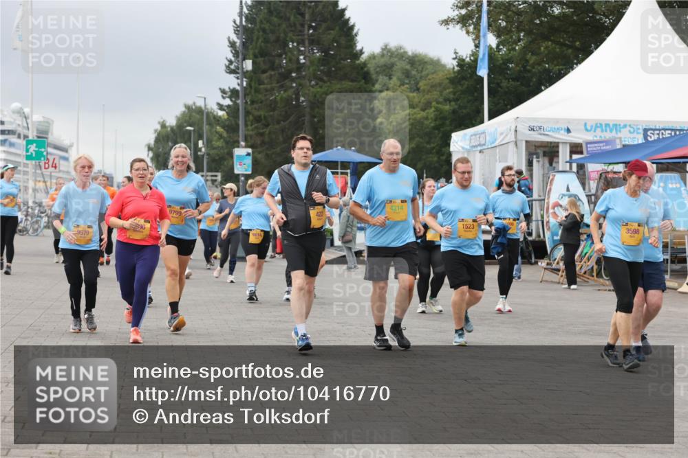 13.09.2026 - Kiel Lauf Andreas Tolksdorf http://msf.ph/oto/10416770 13.09.2026 10:07:29 Kiellinie 341, 9570, 9799, 8014, 422, 4214, 1523, 3598 meine-sportfotos.de