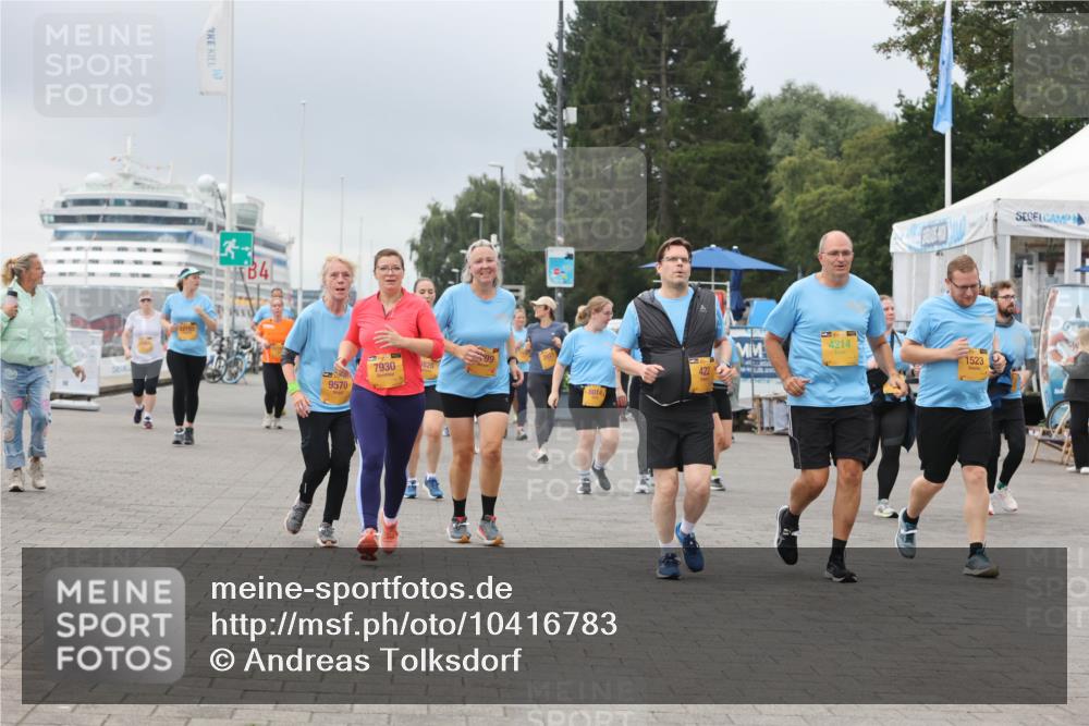 13.09.2026 - Kiel Lauf Andreas Tolksdorf http://msf.ph/oto/10416783 13.09.2026 10:07:29 Kiellinie 3, 4, 9570, 7930, 8014, 4214, 1523, 422 meine-sportfotos.de