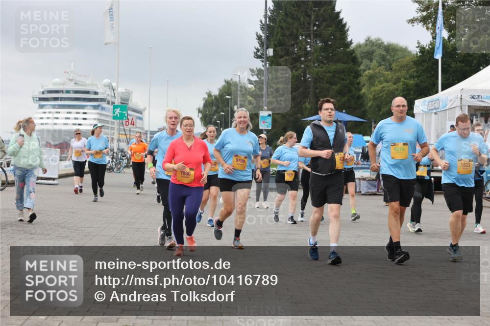 13.09.2026 - Kiel Lauf Andreas Tolksdorf http://msf.ph/oto/10416789 13.09.2026 10:07:29 Kiellinie 3, 4, 7930, 9799, 8014, 4214, 1523 meine-sportfotos.de
