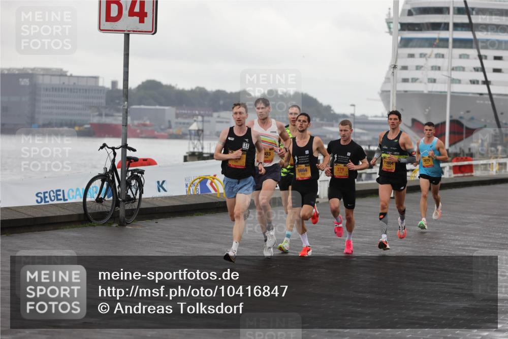 13.09.2026 - Kiel Lauf Andreas Tolksdorf http://msf.ph/oto/10416847 13.09.2026 10:55:47 Kiellinie 4, 303, 6694, 379, 2875, 11804 meine-sportfotos.de