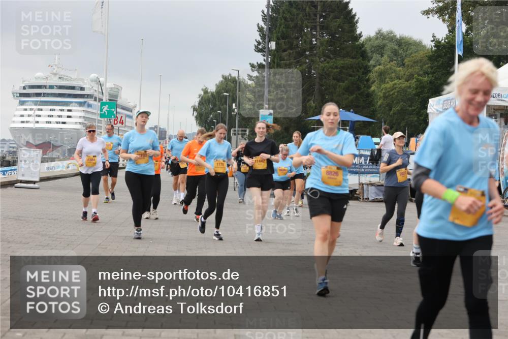 13.09.2026 - Kiel Lauf Andreas Tolksdorf http://msf.ph/oto/10416851 13.09.2026 10:07:33 Kiellinie 11584, 34, 1170, 11442, 9428, 8826, 7, 2827 meine-sportfotos.de