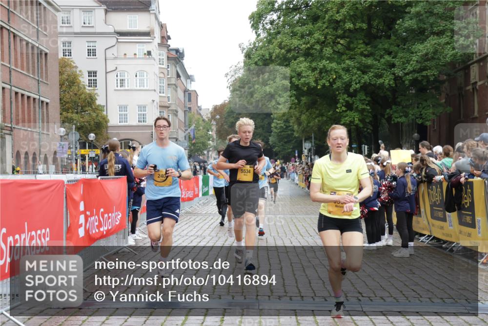 13.09.2026 - Kiel Lauf Yannick Fuchs http://msf.ph/oto/10416894 13.09.2026 09:38:03 Ziel 235, 836, 2408, 2638, 2854, 4089, 5534, 5930, 7459, 7723, 8702, 10444, 10690, 12613, 2057, 2221, 2638, 2720, 4252, 4790, 7050, 7827, 8661, 9518, 10220, 10656, 10778, 152, 1487, 1946, 2480, 2903, 5242, 6277, 2417, 5837, 7050, 8661, 9696, 10220, 12416 meine-sportfotos.de