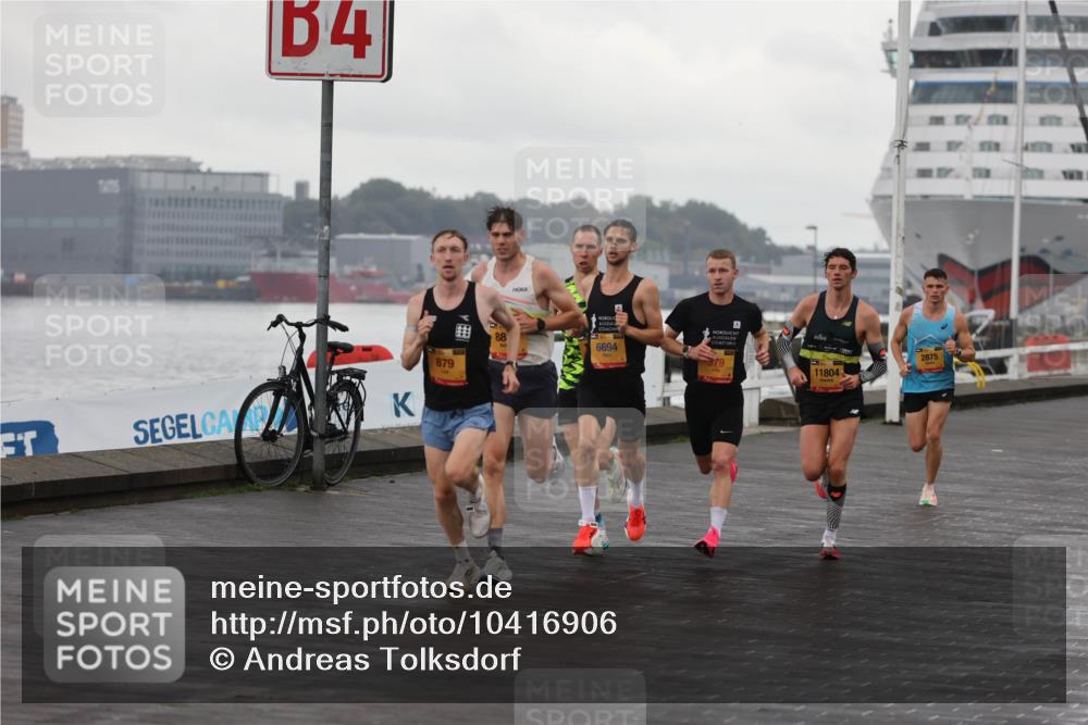 13.09.2026 - Kiel Lauf Andreas Tolksdorf http://msf.ph/oto/10416906 13.09.2026 10:55:47 Kiellinie 4, 879, 88, 6694, 379, 11804, 36, 2875 meine-sportfotos.de