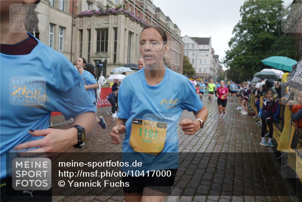 13.09.2026 - Kiel Lauf Yannick Fuchs http://msf.ph/oto/10417000 13.09.2026 10:49:01 Ziel 73, 439, 598, 966, 1087, 1185, 1483, 1732, 1989, 2810, 3158, 3399, 3496, 3795, 4140, 4528, 4809, 4865, 4876, 5228, 5803, 6046, 6050, 6305, 6376, 6745, 7789, 7906, 7999, 8032, 8271, 8342, 8345, 8377, 8891, 8991, 9031, 9728, 10190, 10481, 11099, 11117, 11475, 11974, 12064, 12527, 12582, 12759, 147, 170, 376, 418, 439, 472, 473, 727, 1161, 1322, 1455, 1930, 2011, 2042, 2383, 2649, 2956, 3031, 3158, 3613, 3631, 3773, 3845, 3916, 4201, 4510, 4753, 5074, 5246, 5655, 6046, 6087 meine-sportfotos.de