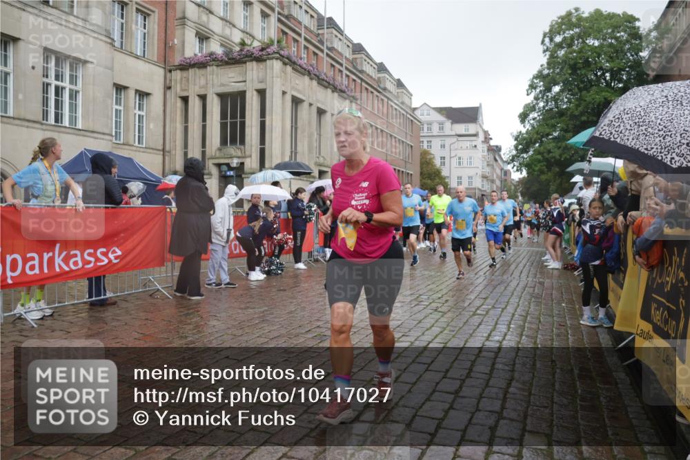 13.09.2026 - Kiel Lauf Yannick Fuchs http://msf.ph/oto/10417027 13.09.2026 10:49:03 Ziel 73, 598, 966, 1087, 1185, 1483, 1732, 1989, 2810, 3399, 3496, 3640, 3795, 4140, 4528, 4809, 4865, 4876, 5228, 5803, 6050, 6305, 6376, 6745, 7545, 7789, 7906, 7999, 8032, 8271, 8329, 8377, 8991, 9031, 9728, 10411, 10481, 11099, 11117, 11475, 11974, 12064, 12527, 12582, 12759, 147, 170, 376, 418, 439, 472, 727, 1185, 1455, 1930, 2011, 2383, 2956, 3031, 3158, 3613, 3631, 3773, 3795, 3845, 3916, 4201, 4510, 4753, 5074, 5246, 5655, 6046, 6087, 6745, 7789, 8891 meine-sportfotos.de